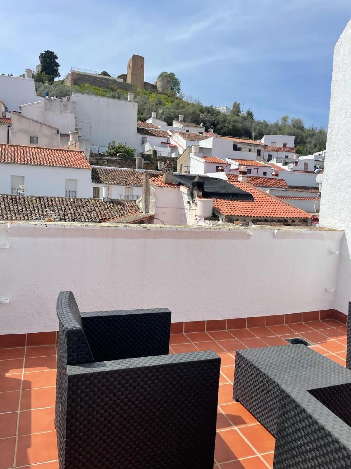 Apartamento Puerta Del Perdon Constantina Dış mekan fotoğraf