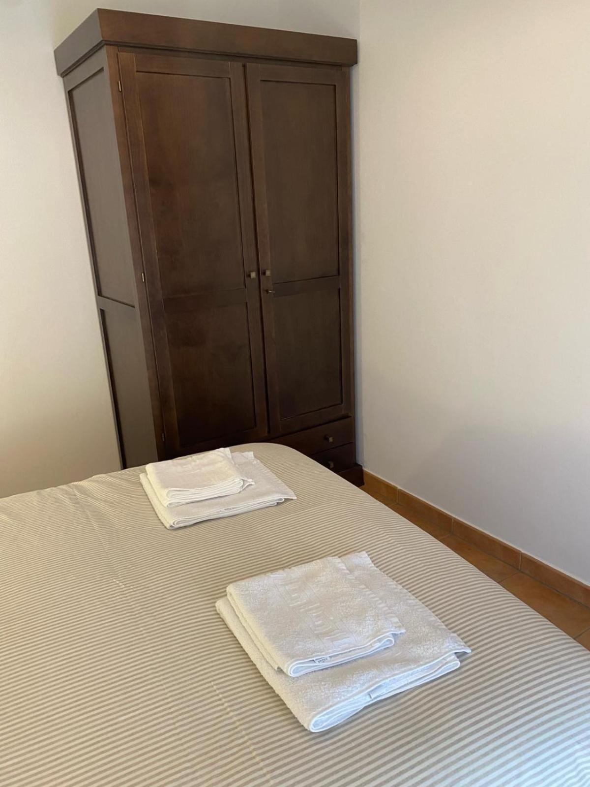 Apartamento Puerta Del Perdon Constantina Dış mekan fotoğraf